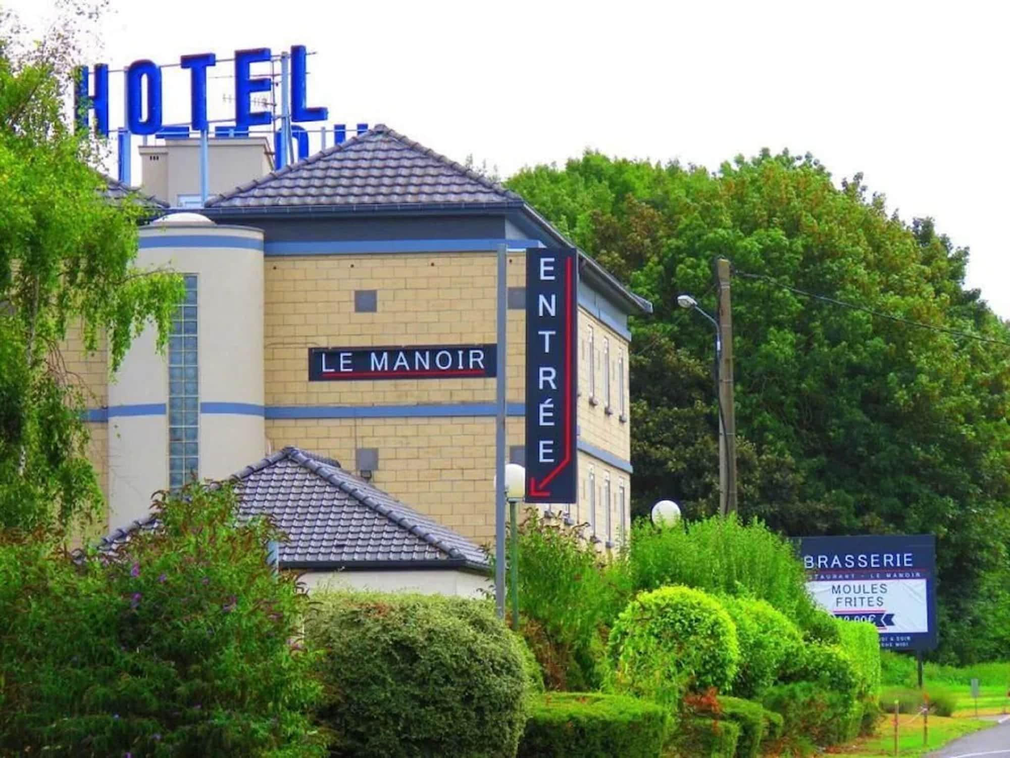 Le Manoir Hotel Orchies Bagian luar foto